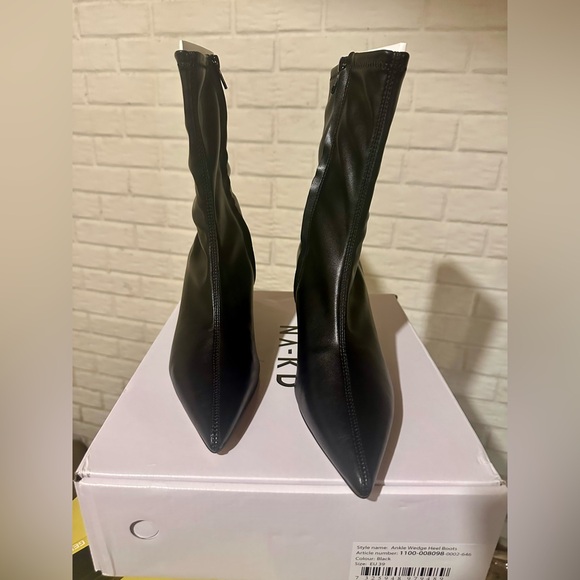 NA-KD | Ankle Wedge Heel Boots in Black, size 39EU - Picture 9 of 14